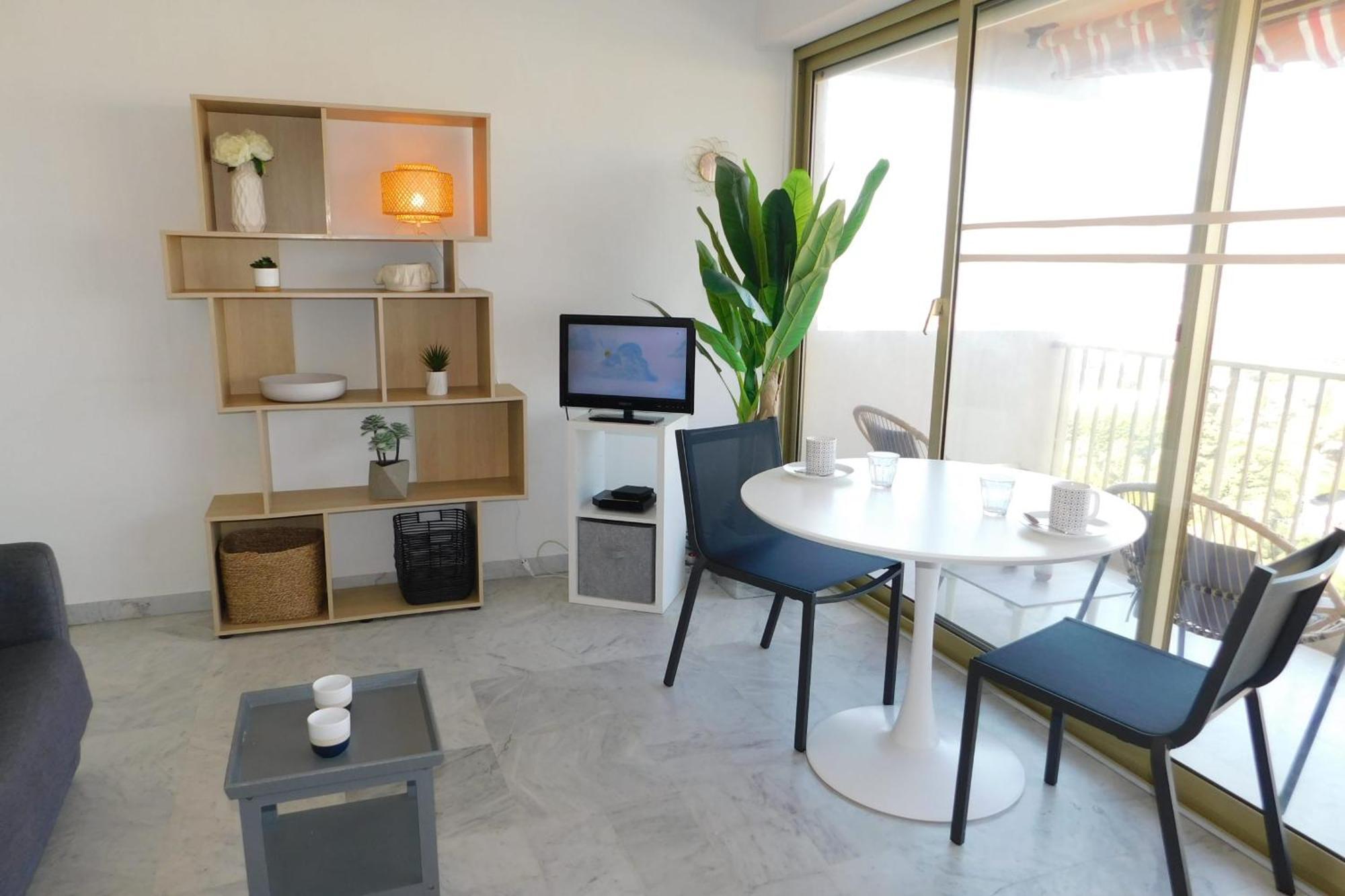 Charming T2 Eden Park With Swimming Pool Private Parking Apartment Juan-les-Pins Bagian luar foto